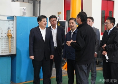 濟(jì)南市天橋區(qū)政府 圖片新聞 韓偉到濟(jì)南新材料產(chǎn)業(yè)園區(qū)調(diào)研